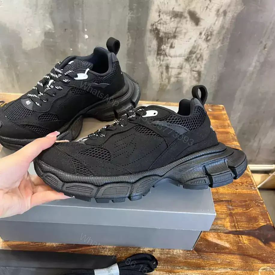 View 2 of BALENCIAGA MEN’S 3XL SNEAKER – BB231