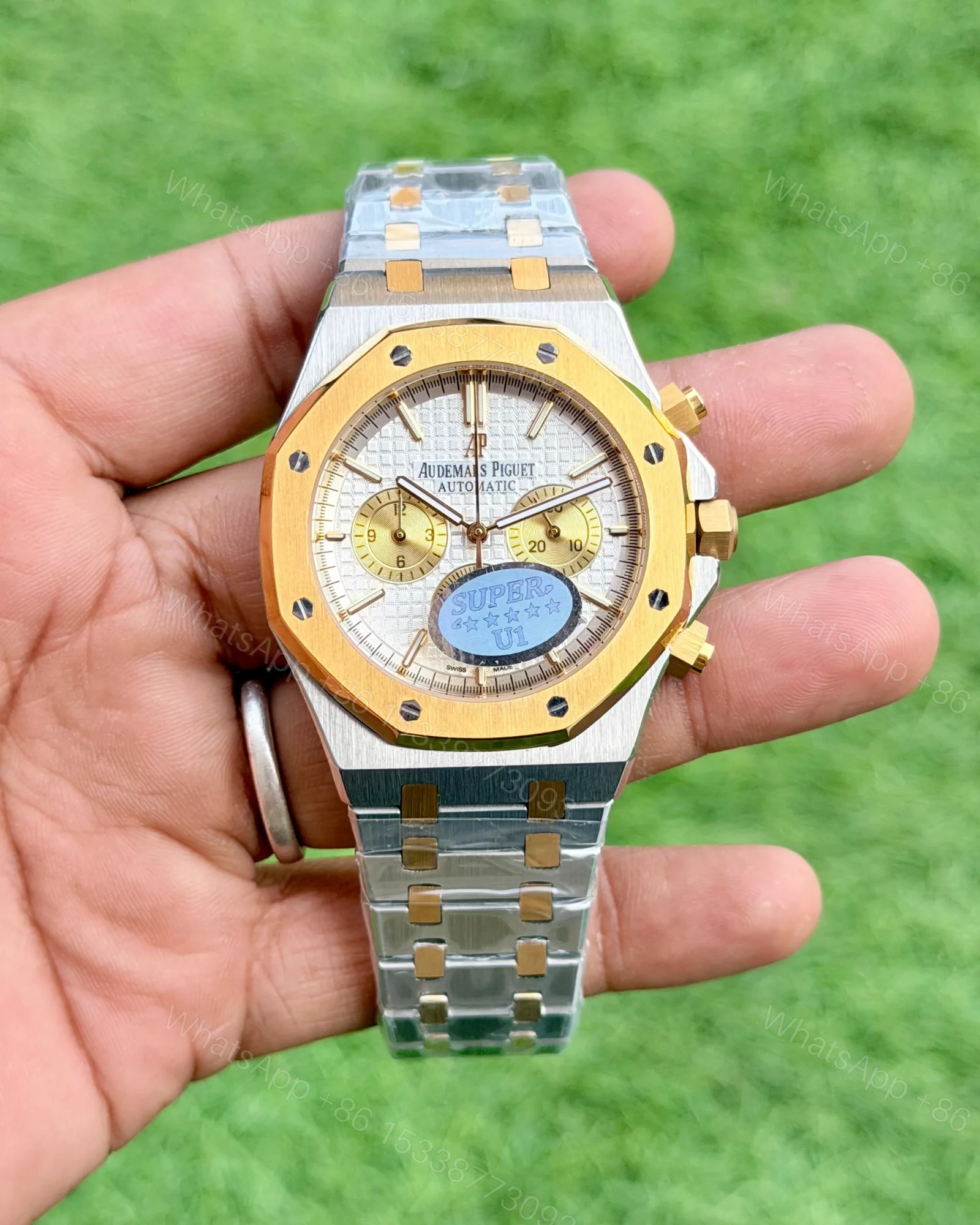 View 6 of Audemars Piguet Royal Oak Chronograph