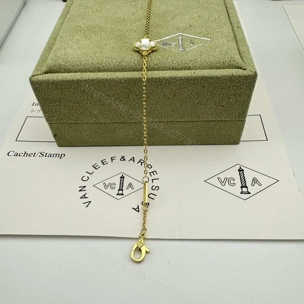 View 9 of 高仿首飾VanCleef&Arpels*RF68800單花貝母黃金手鏈