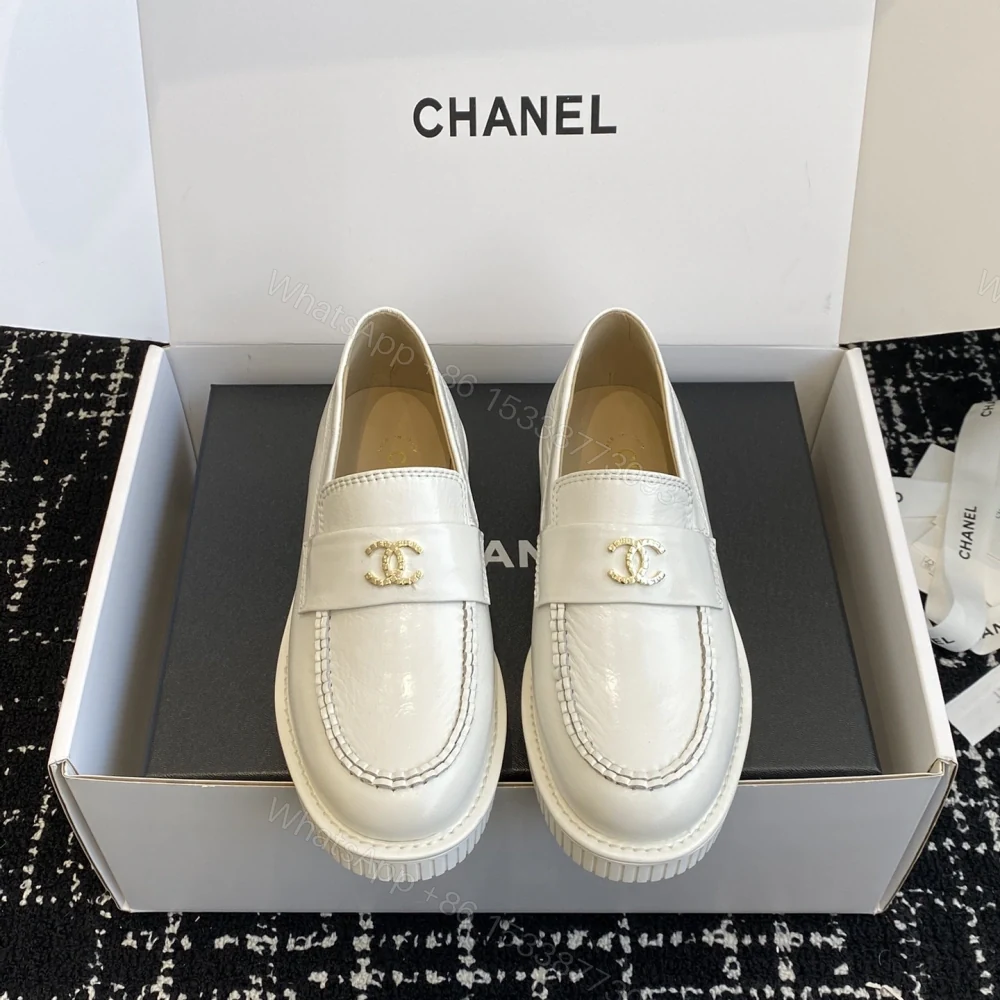 高仿Chanel*25C系列G46112A小牛皮樂福鞋白色免檢版 — view 1