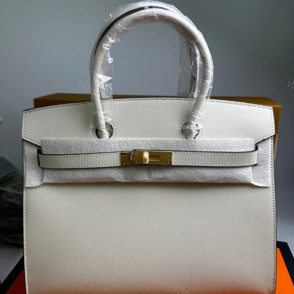 View 2 of Hermès Kelly 30 Bag In Offwhite 30Cm