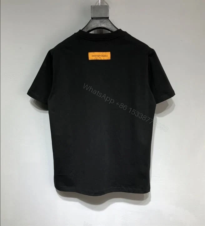 View 2 of LOUIS VUITTON T-SHIRT – LV19