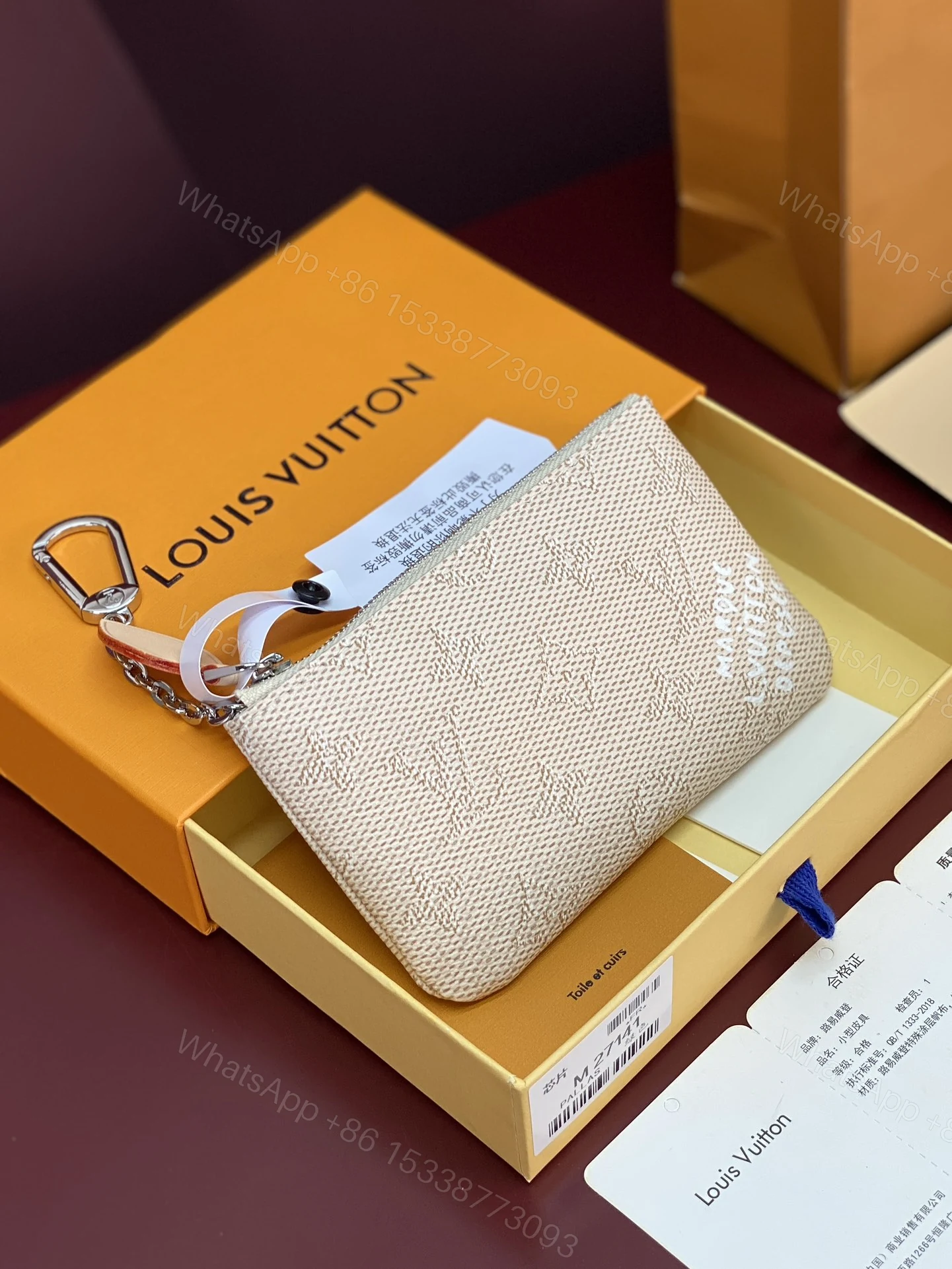 LV 一比一 Monogram 米白色迷你零錢包 女款精品卡包 — view 1