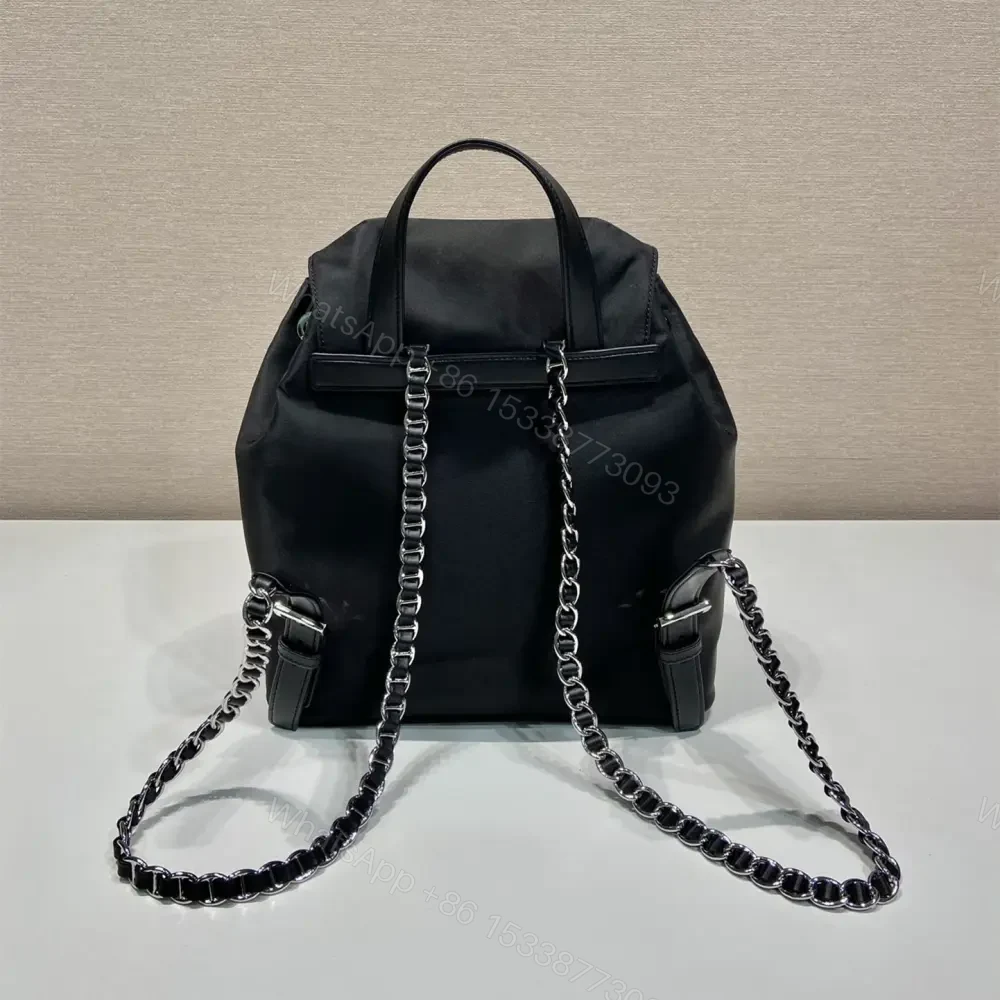 View 2 of 高仿Prada中古背包1BZ831黑色小號免檢版
