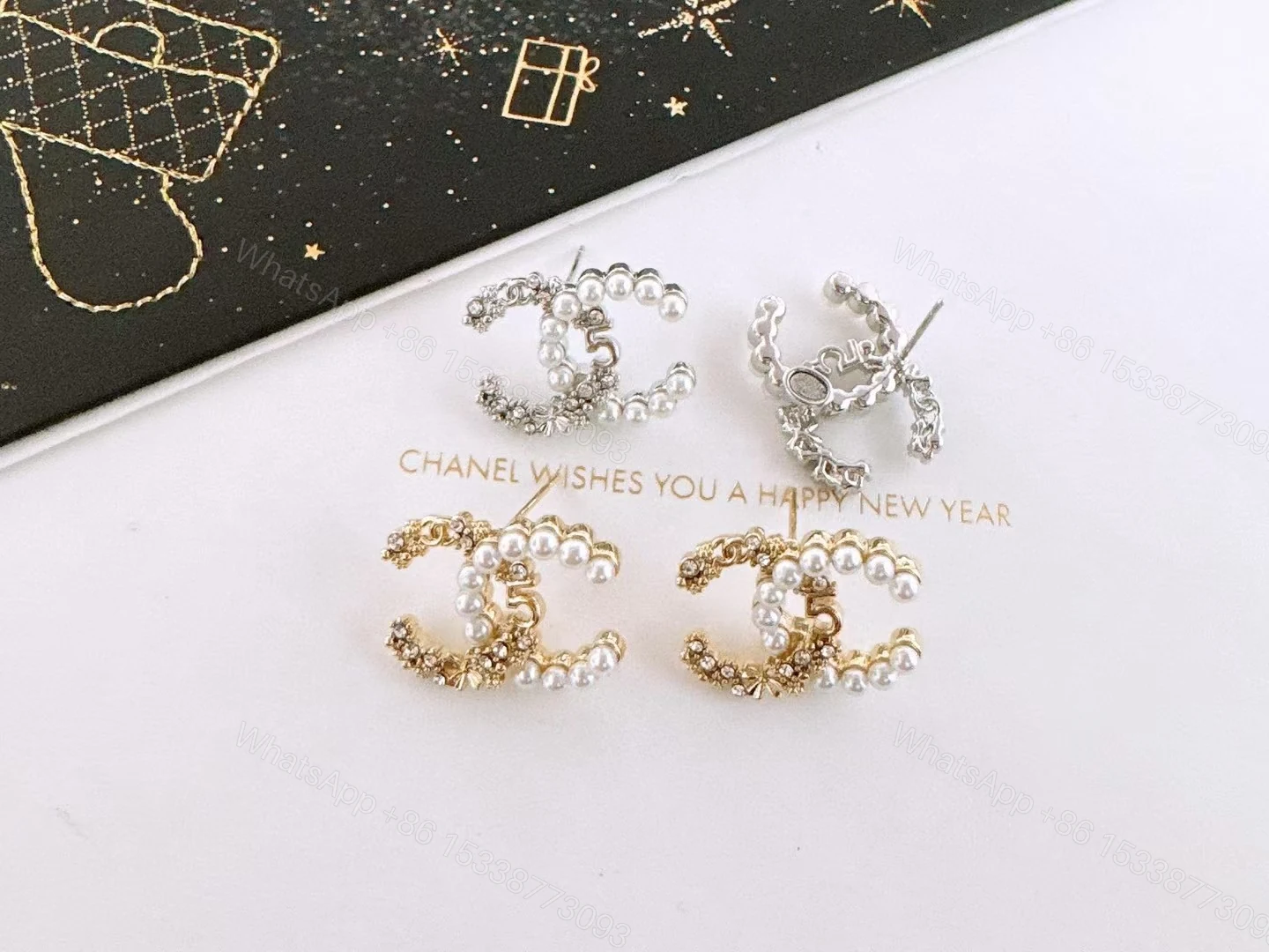 Chanel 高仿 珍珠雙C耳環 復古優雅氣質款 高級感耳飾推薦 — view 1