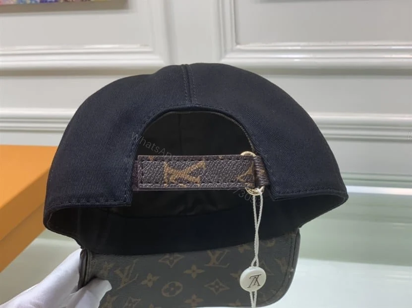 View 5 of Louis Vuitton Cap – LHC18