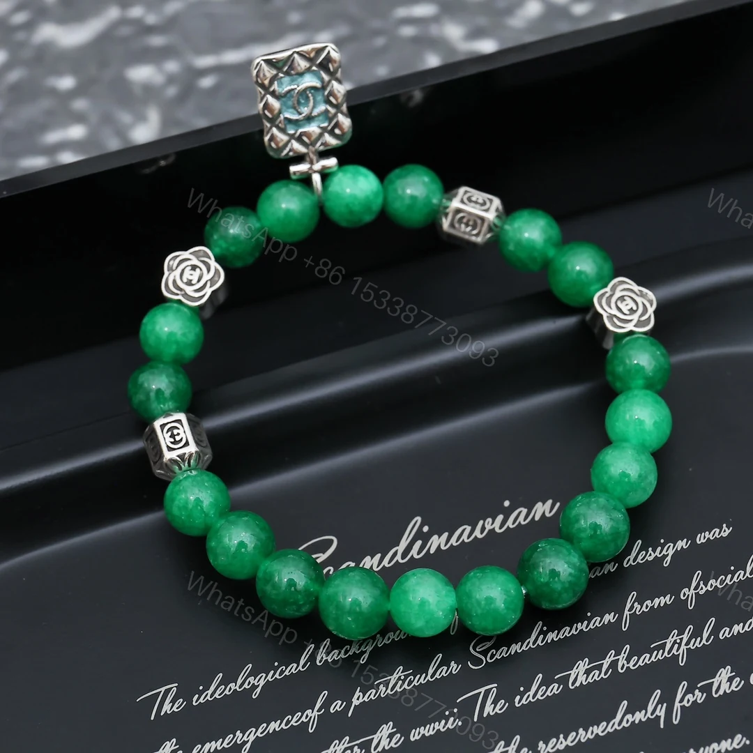 Chanel精品仿製綠晶手鍊女款立體雕刻吊飾復古感飾品 — view 1