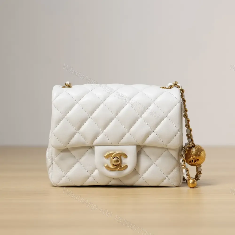 View 3 of 高仿Chanel*CF系列方胖子金球包白色XS免檢版