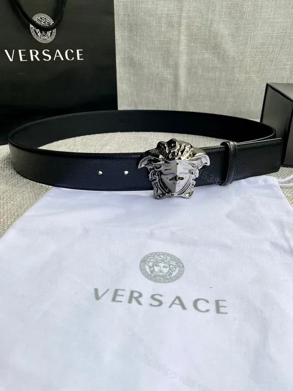 Sleek Black Leather Medusa Buckle Belt - Versace, 3cm# — view 1
