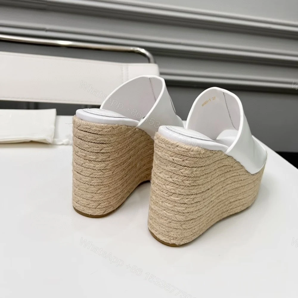 View 4 of GUCCI WOMEN’S INTERLOCKING G SANDAL WHITE