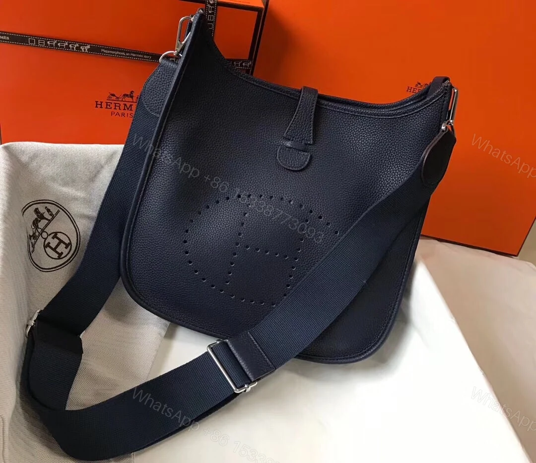 View 3 of HERMES CLEMENCE EVELYNE PM 30CM BLACK NOIR