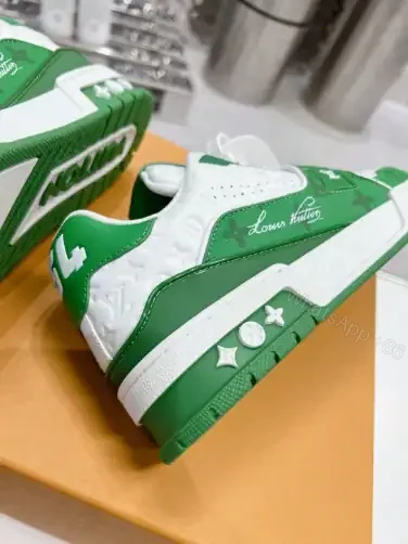 View 7 of LOUIS VUITTON TRAINE SNEAKERS IN GREEN – LSVT380