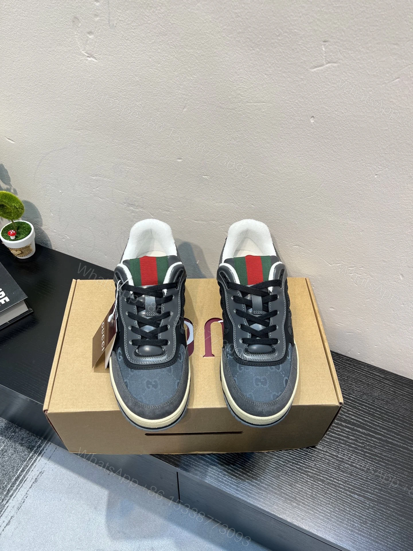 GUCCI 原單男款雙G老花休閒鞋 復古街頭運動鞋 — view 1