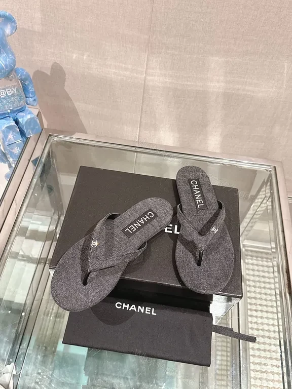 View 8 of Charcoal Textured Luxe Slides - Minimalist Chic Comfort