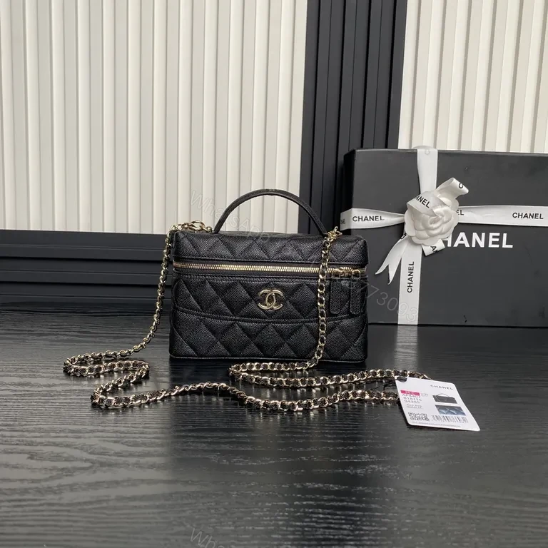 Chic Quilted Mini Crossbody â€“ Gold Chain, Compact Luxury Bag — view 1