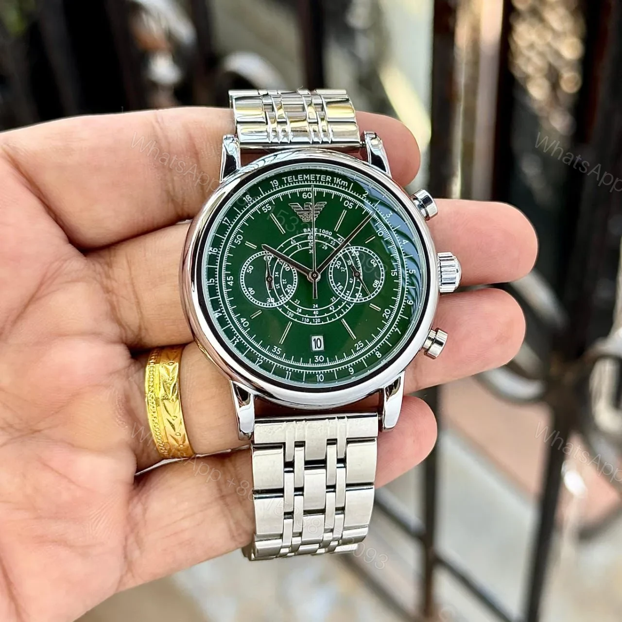 Emporio Armani Classic Chronograph Green Dial — view 1