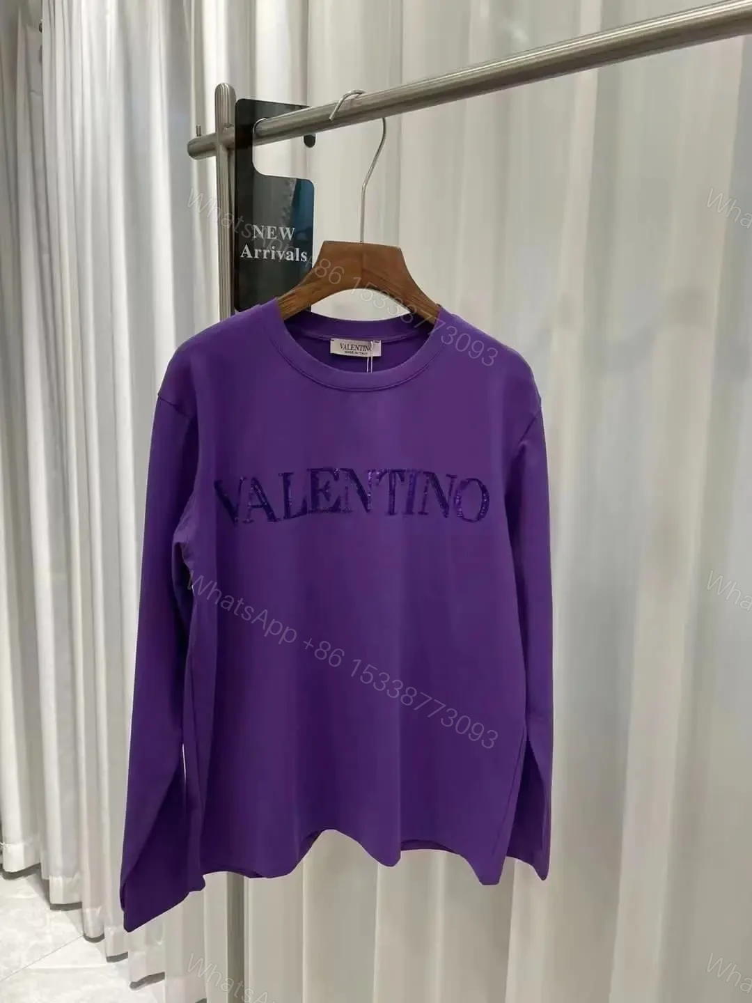 VALENTINO — view 1