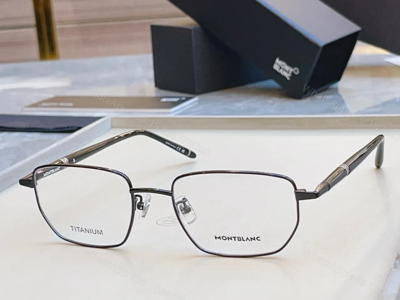 Titanium Frames: Modern Minimalist, All-Day Comfort Eyewear — view 1