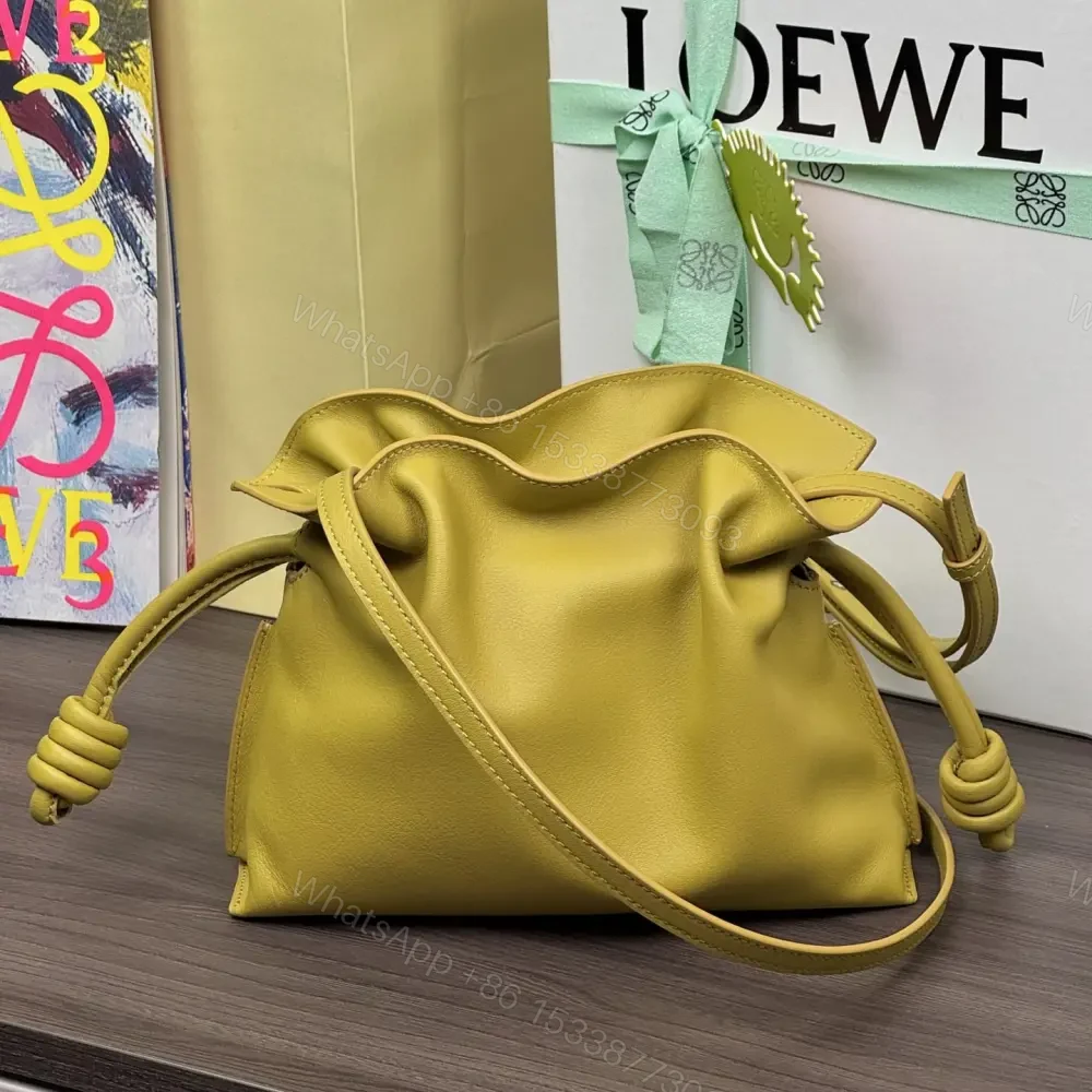 View 2 of 高仿Loewe*Flamenco系列7848福袋包薑黃色Mini免檢版