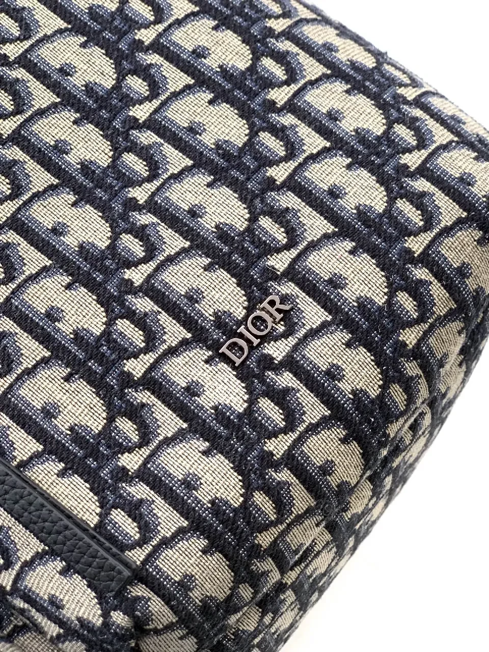 View 4 of Chic Patterned Shoulder Bag: Textured Luxury, All-Day Versatility