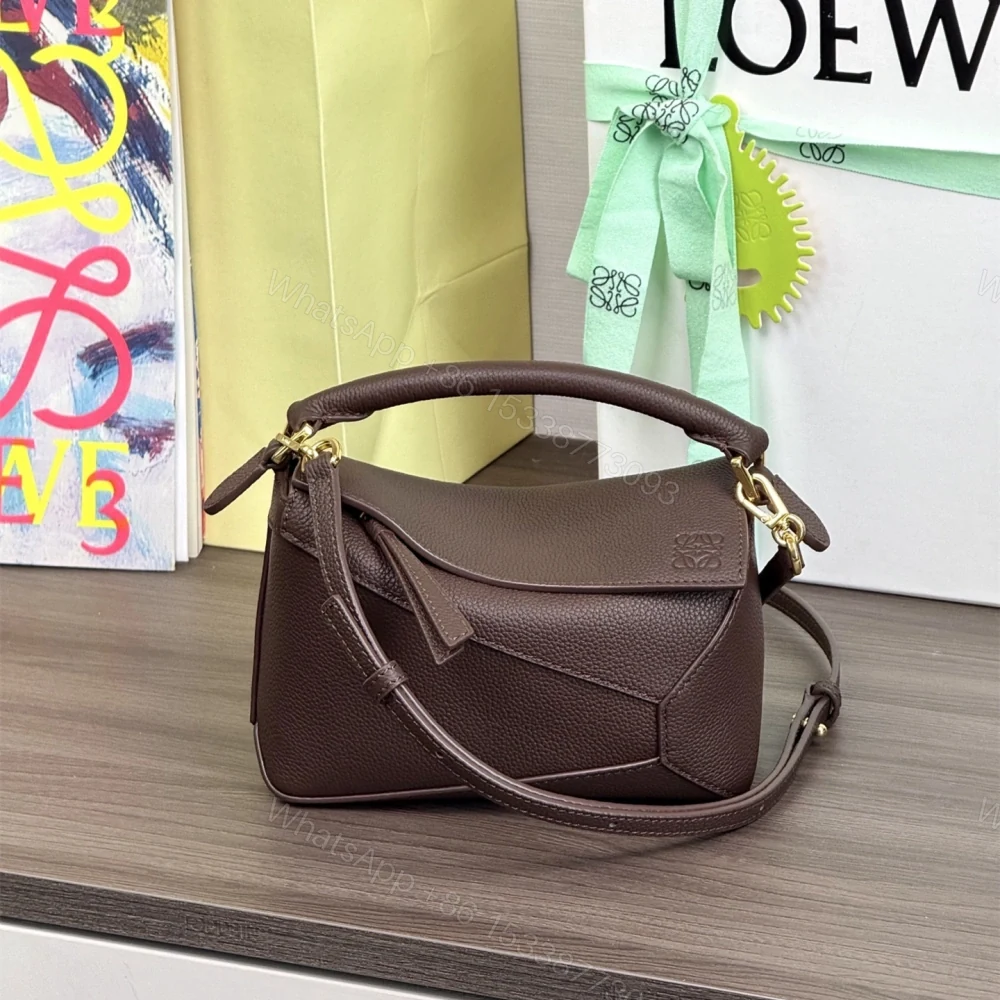 高仿Loewe*Puzzle系列0018單肩包小羊皮深栗色Mini免檢版 — view 1