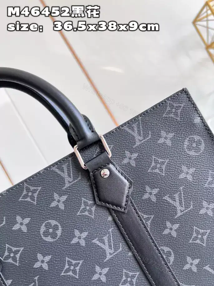 View 7 of LOUIS VUITTON SAC PLAT BAG – LBV406
