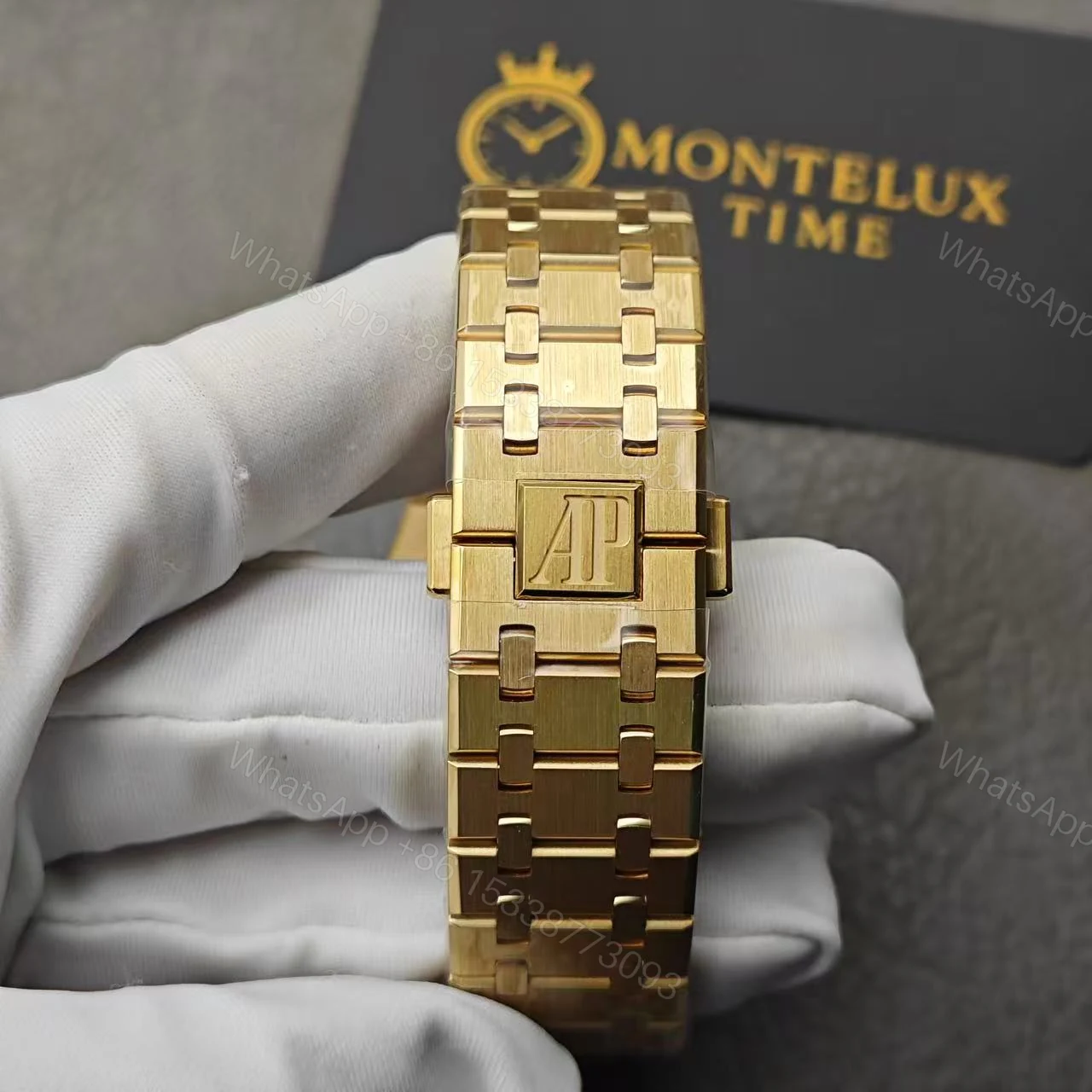 View 6 of Replica Swiss Audemars Piguet Royal Oak Chronograph Yellow Gold & Smoked Champagne Dial 41mm