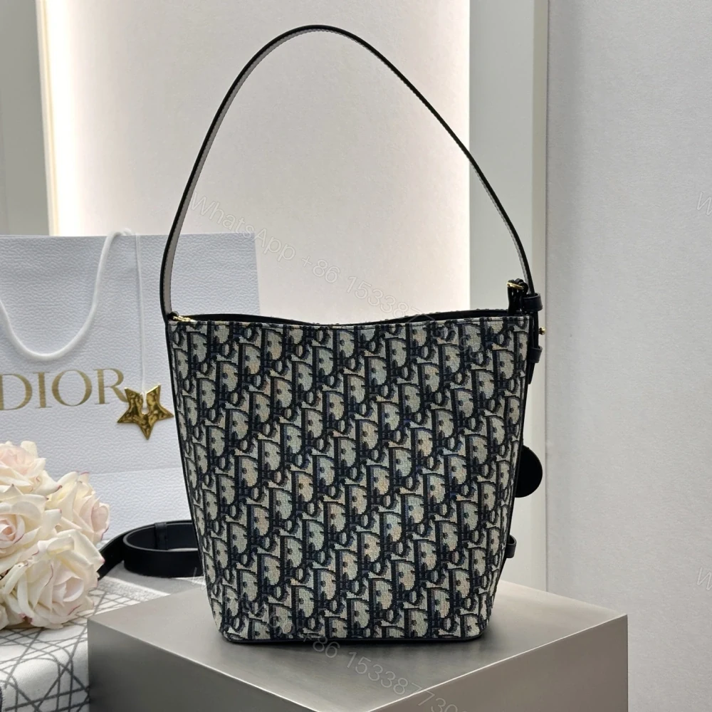 View 2 of 高仿Dior*Star系列M2854M928印花水桶包藍色小號免檢版