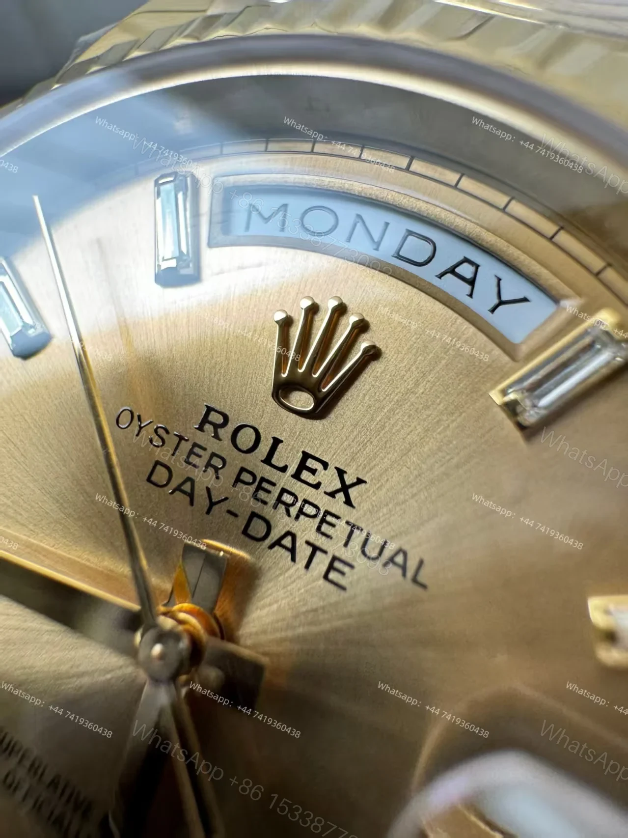 View 21 of Rolex Day-Date M228238-0005 1:1 Replica Gold Diamond Dial 40MM 3255 Movement Presidential Bracelet Super Clone Watch