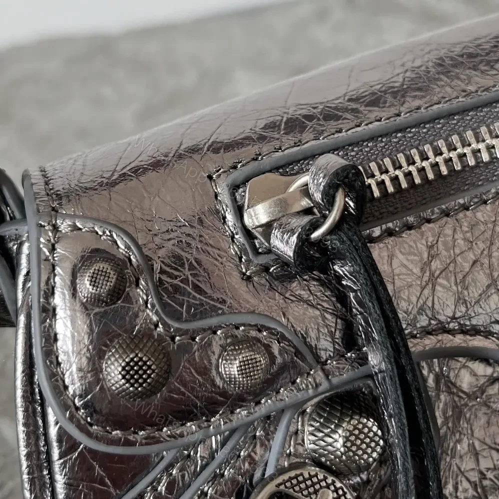 View 12 of 高仿Balenciaga*LeCagole2024新款法棍包銀色XS