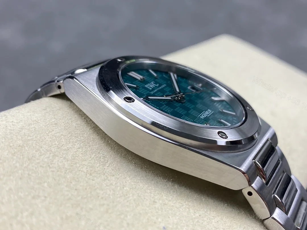 View 5 of IWC Ingenieur Teal Replica 40MM Premium Quick Release Steel Bracelet Edition RG-IWC-INGENIEUR-TEAL-40
