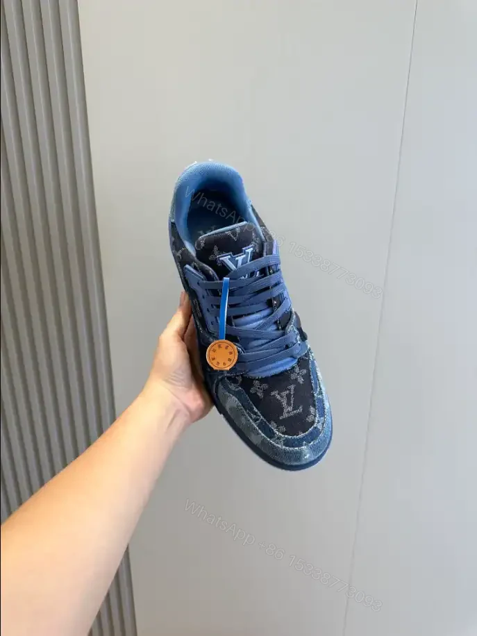 View 10 of LV TRAINER SNEAKER – LSVT406