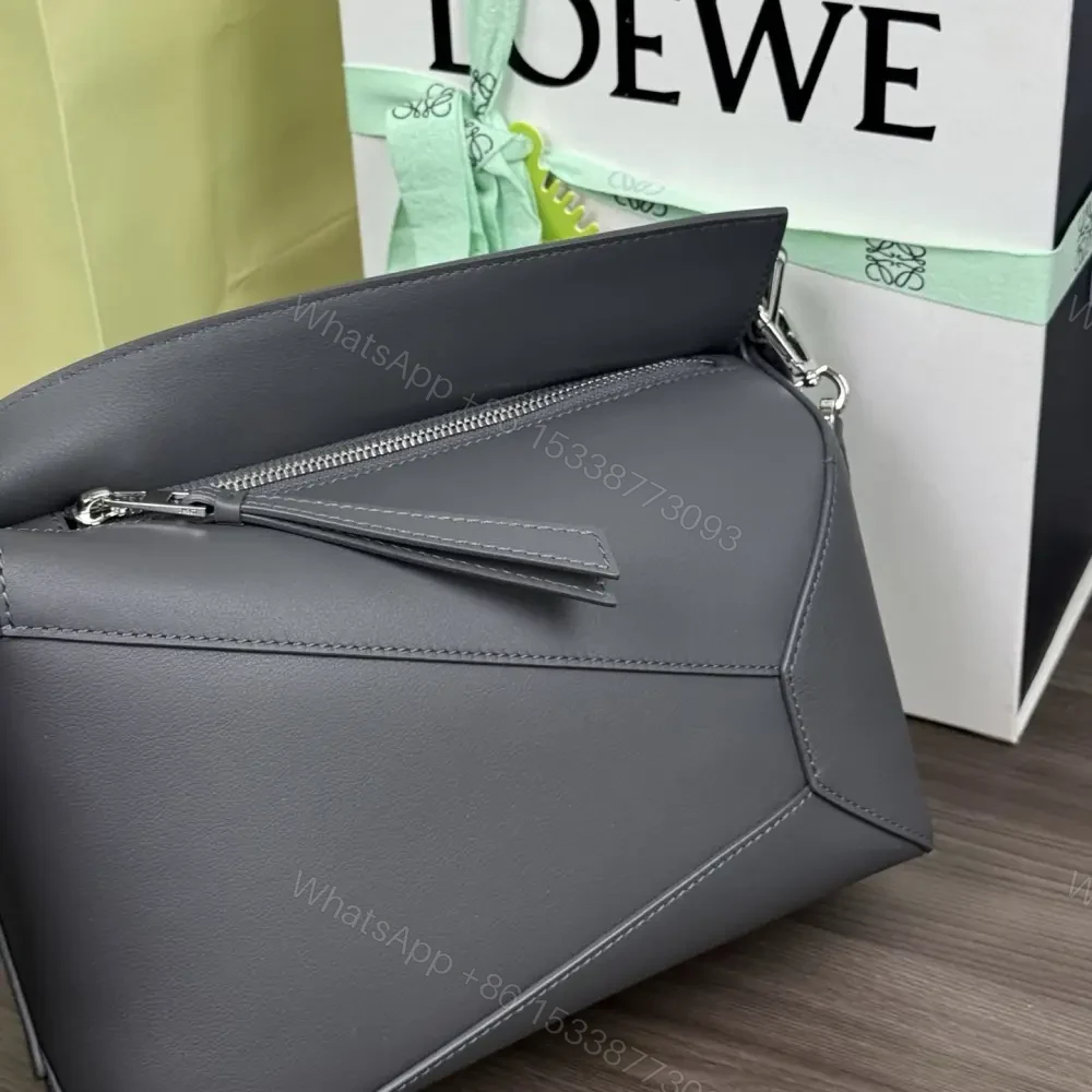 View 5 of 高仿Loewe*Puzzle系列6862單肩包灰色小號免檢版