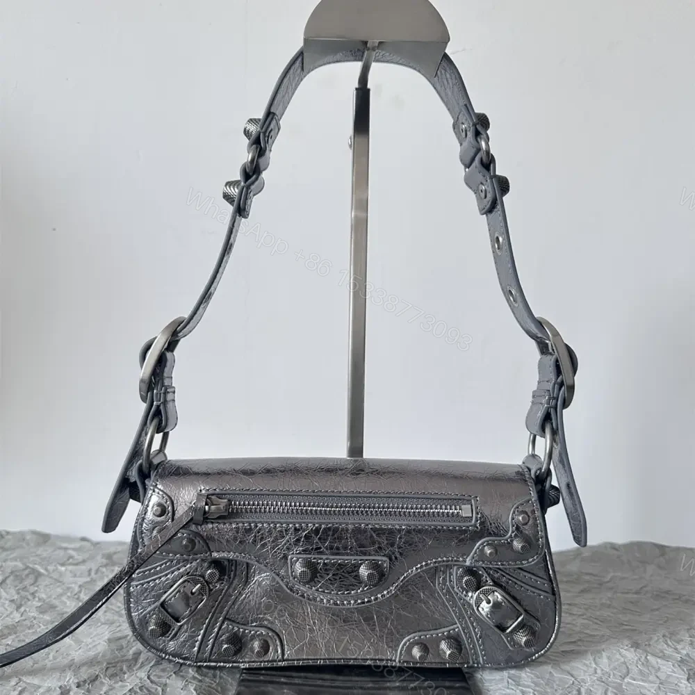 高仿Balenciaga*LeCagole2024新款法棍包銀色XS — view 1