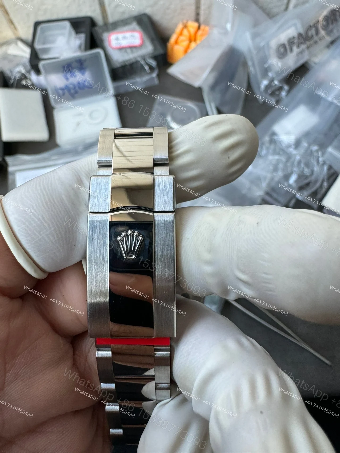 View 16 of Rolex Datejust M126334-0003 1:1 Replica Silver Dial Oyster 41MM 3235 Movement Super Clone Watch