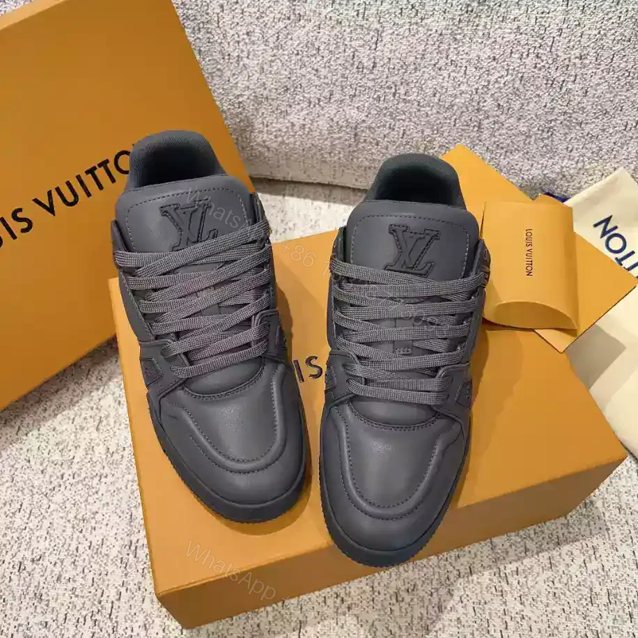 View 6 of LV TRAINER SNEAKER – LSVT425