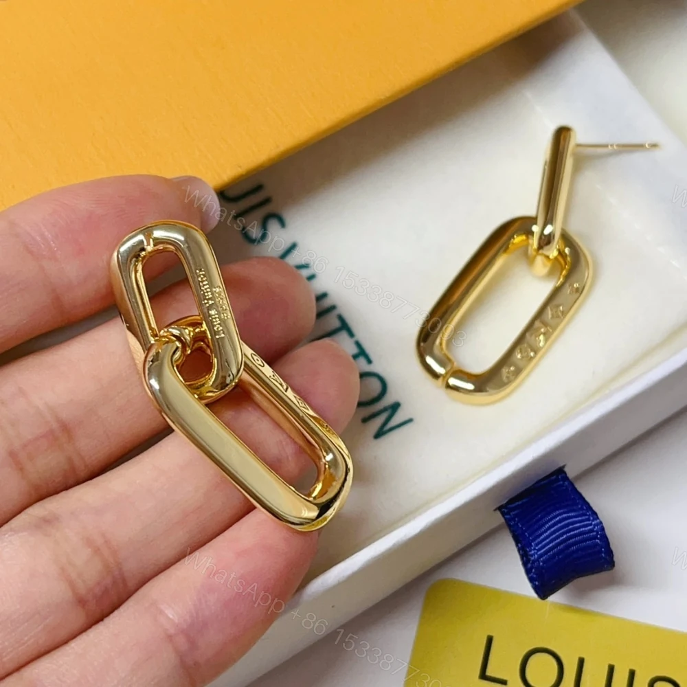 View 4 of LOUIS VUITTON LV EDGE DOUBLE EARRINGS GOLD MP2990