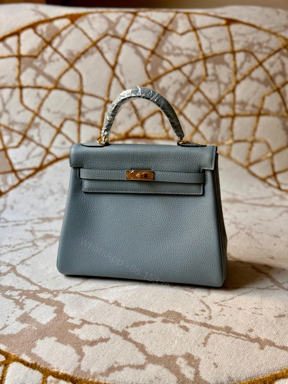 View 20 of HERMÈS Kelly 25 handbag in Chai Togo