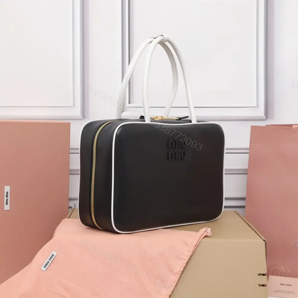 View 3 of 高仿miumiu*Beau系列5BB172小牛皮手袋黑白色大號免檢版