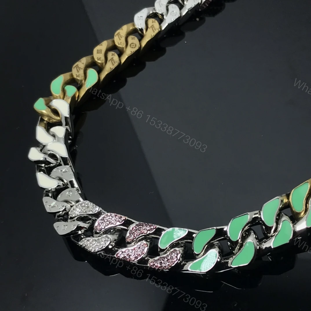 View 3 of EN – Lux LV Necklaces 038