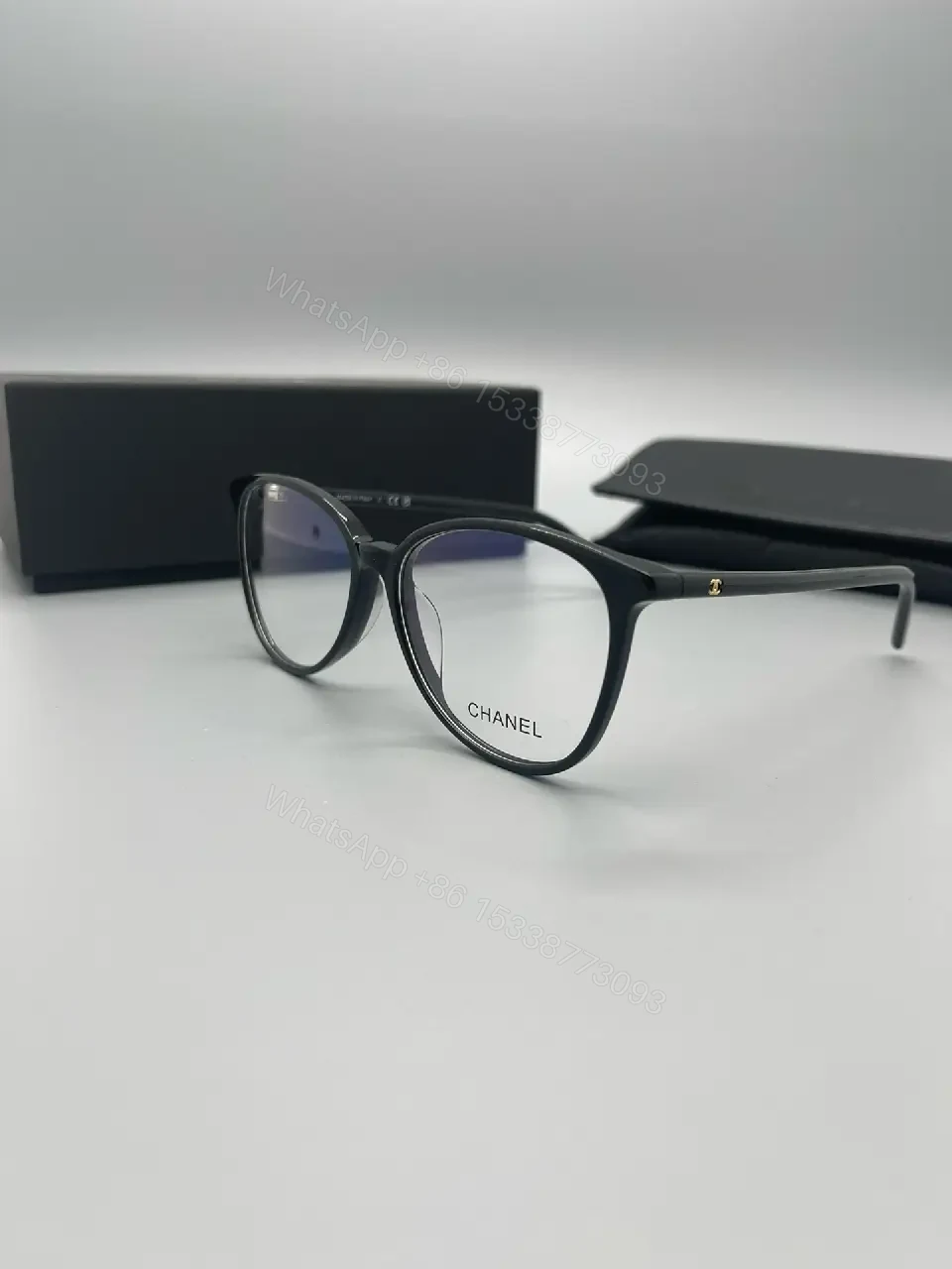 View 5 of Chic Vision Eyewear: Modern Luxury Round-Rect Frame with AR