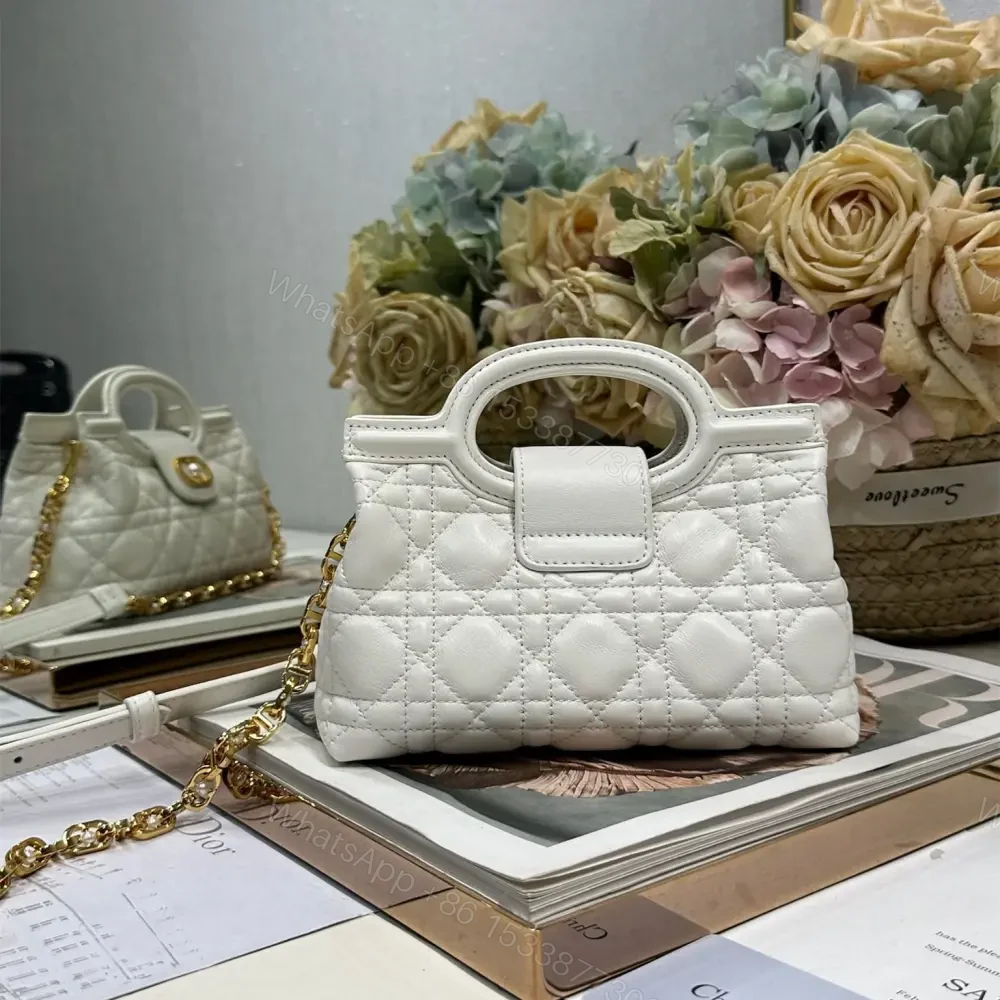 View 2 of 高仿Dior*JolieHandle系列S312M030環扣小羊皮手提包白色免檢版