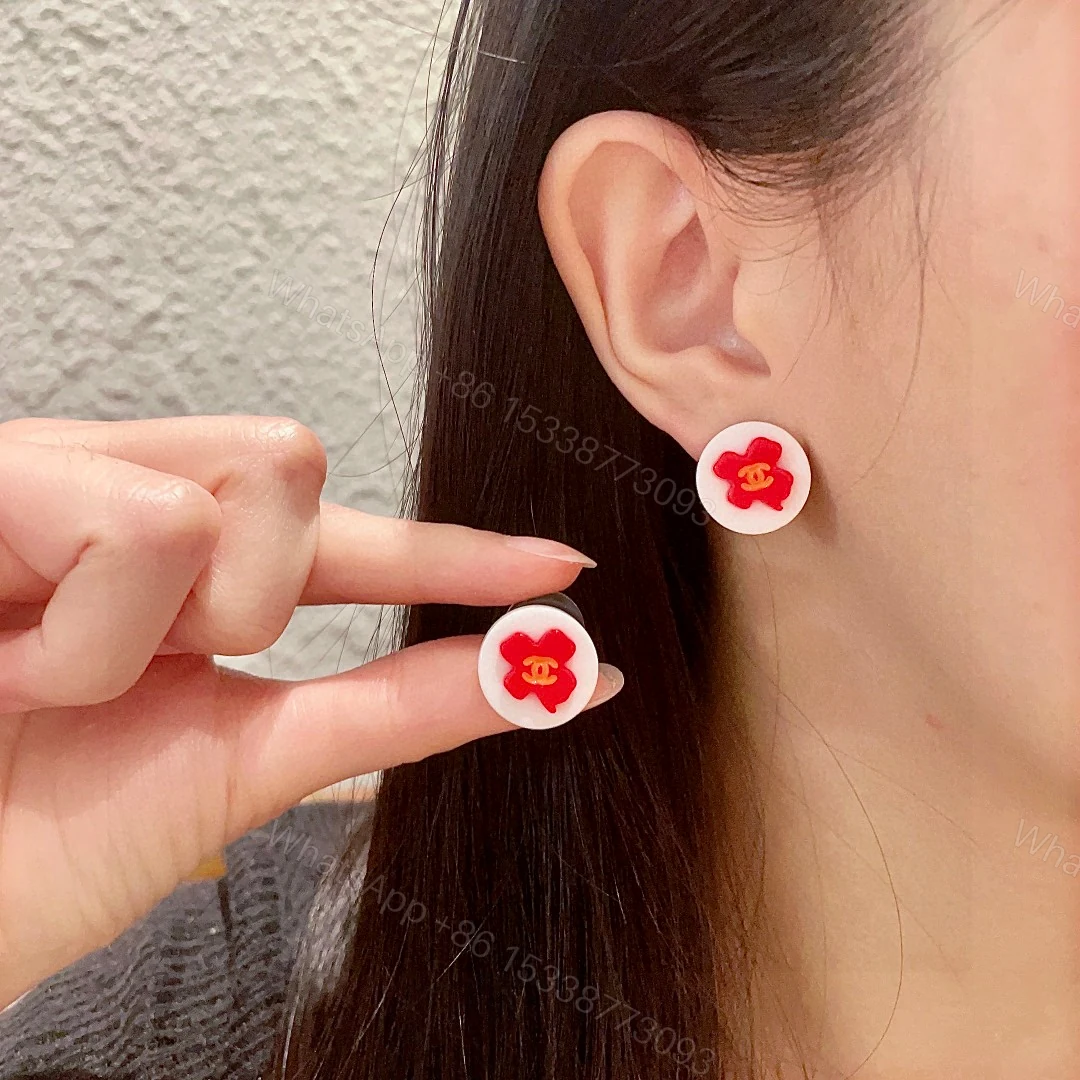 Chanel原單花形Logo耳環女款紅白撞色設計可愛系飾品 — view 1