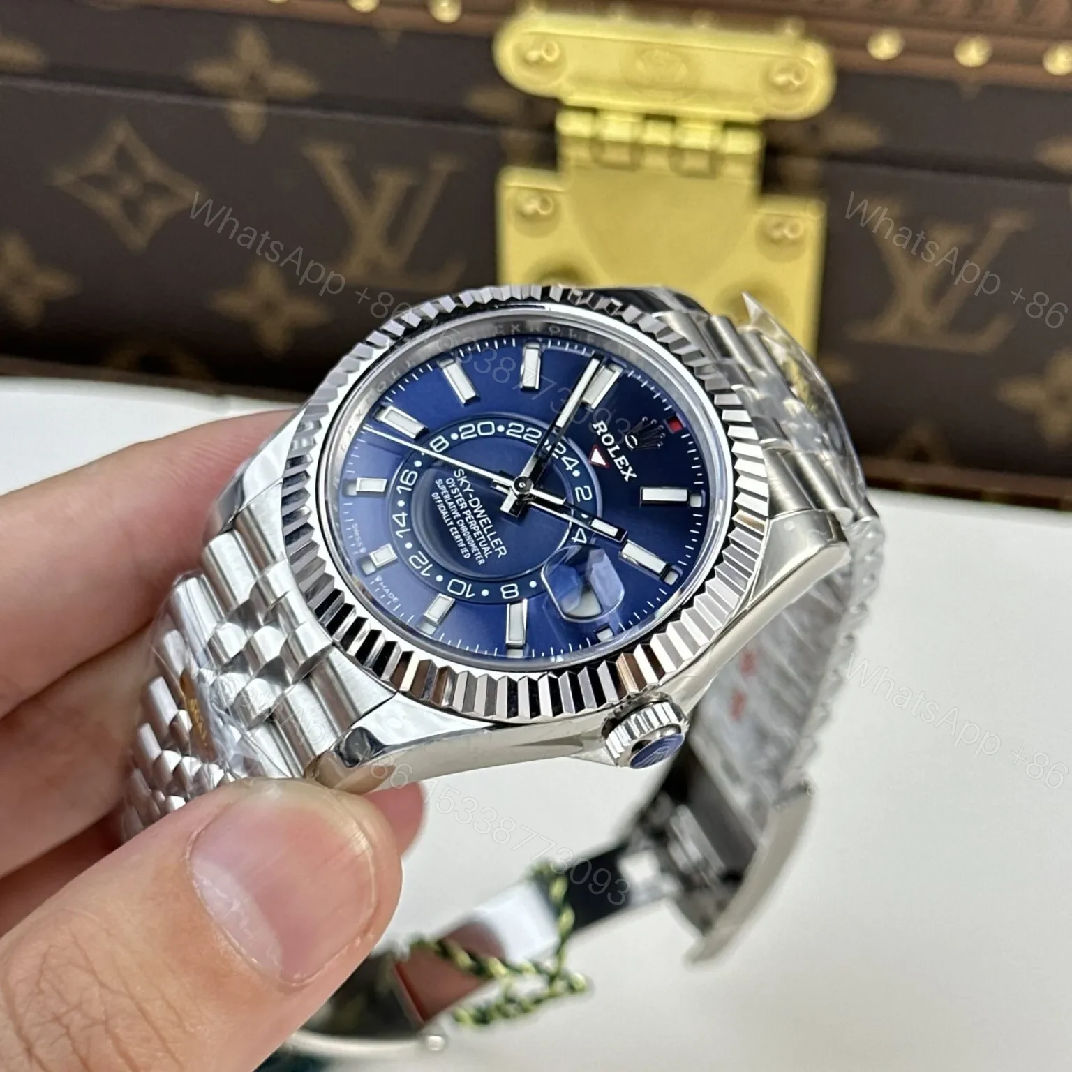 View 4 of Superclone Rolex Sky-Dweller Bright blue Dial 336934 Jubilee