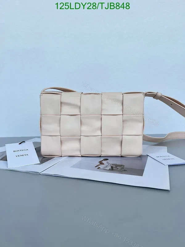 View 32 of Bottega Veneta Premium Nappa Leather Intrecciato Weave Bag with Magnetic Fastening BV9101