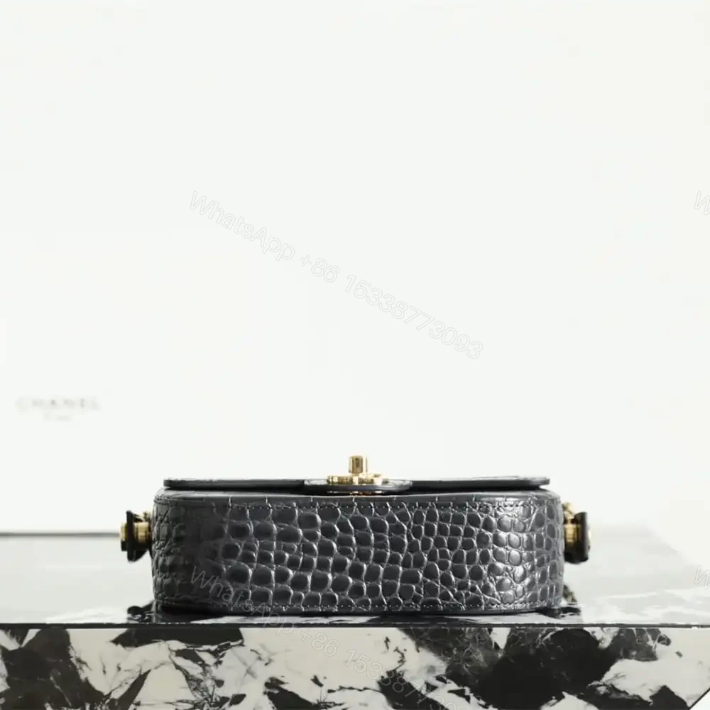 View 5 of 高仿Chanel*26A系列AS6424高級手工坊牛皮鱷魚紋手袋免檢版
