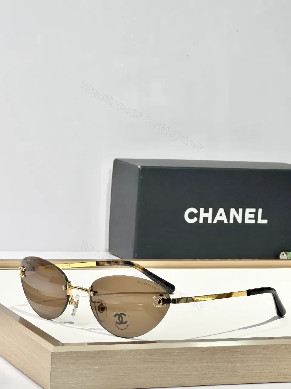 Aviator Sunglasses: Luxe Gold-Bridge, Brew Lenses, Minimal Chanel-Inspired Iconic Style — view 1