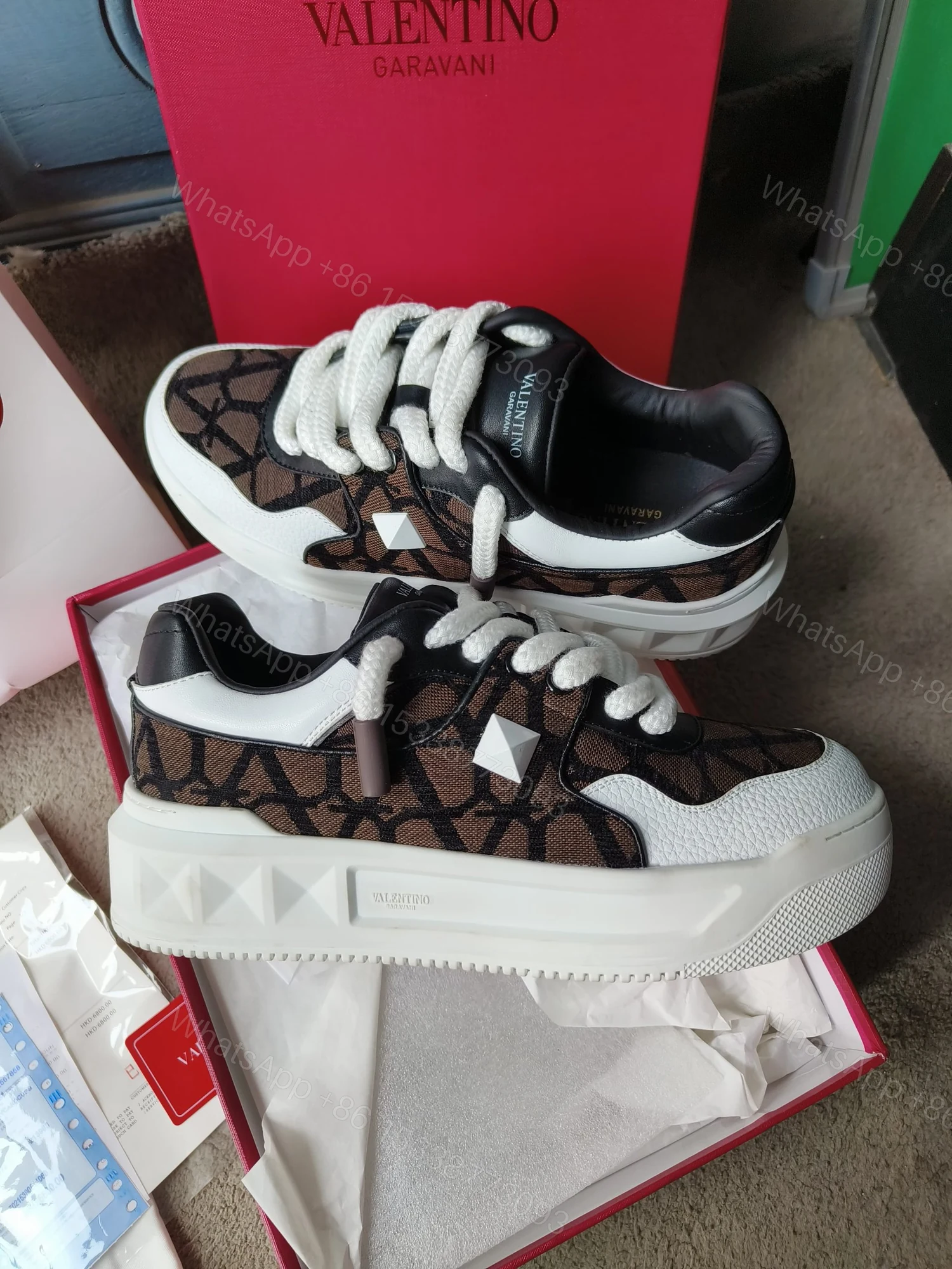 FIRST COPY Valentino Sneakers — view 1