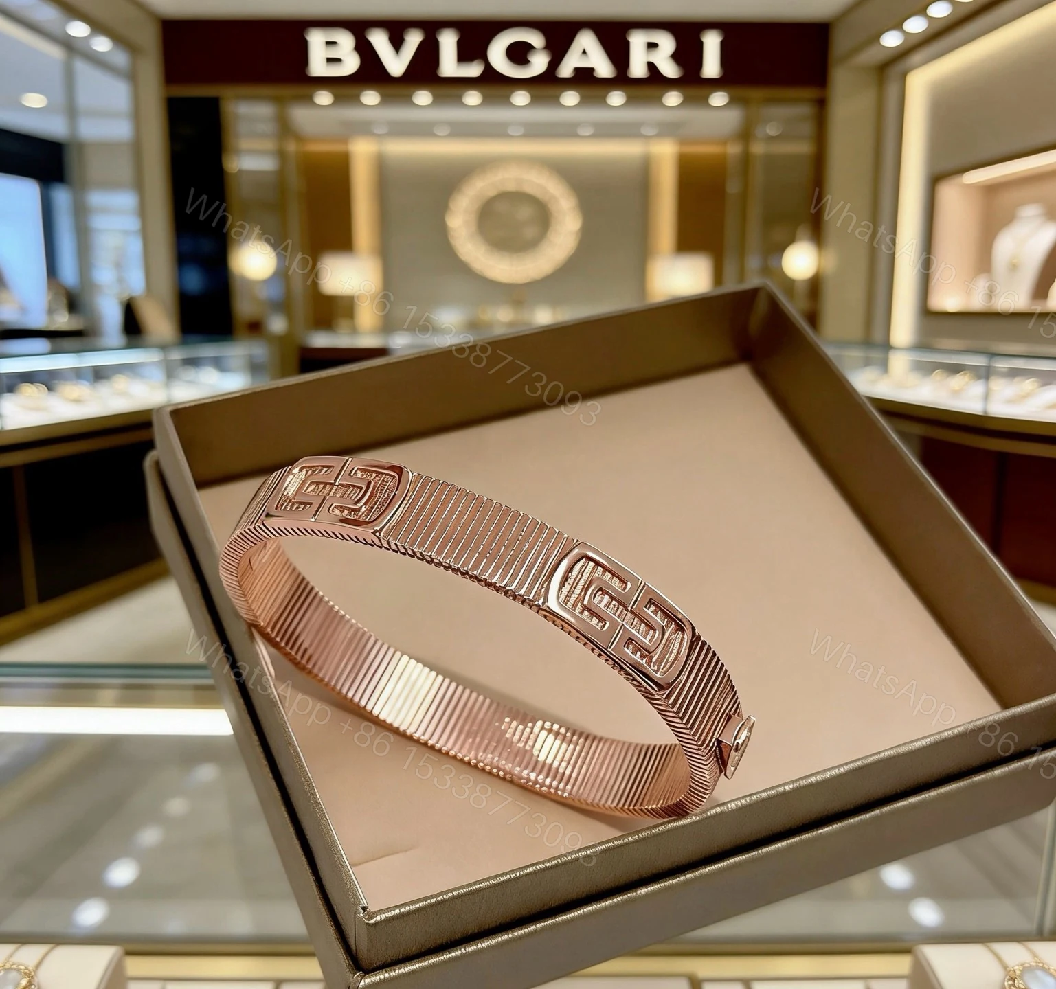 BVLGARI 原單 玫瑰金寬版手鐲 幾何雕紋設計 高級款 — view 1