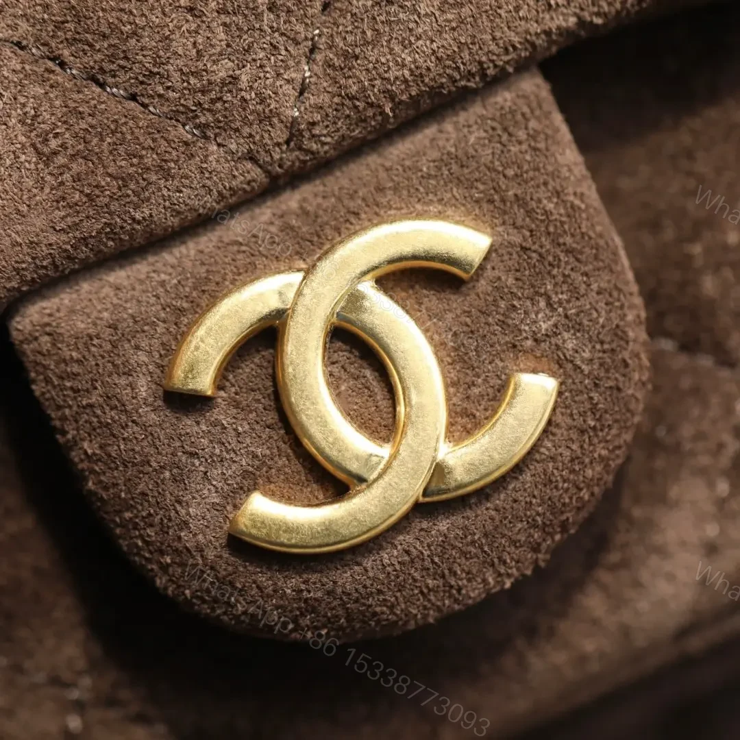 View 22 of 高仿Chanel*25K系列AS5792麂皮腋下包巧克力小號免檢版